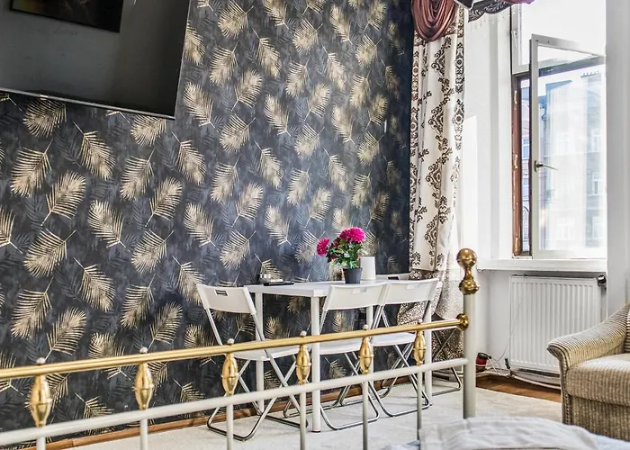 Adorable 2br Apt. Near Millenium Tower And Danube *