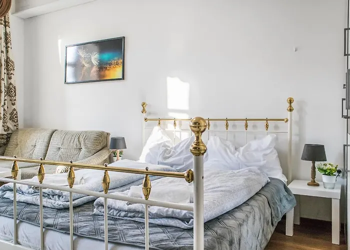 Adorable 2br Apt. Near Millenium Tower And Danube Apartment